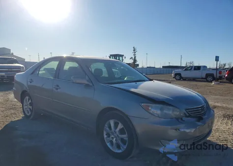 2005 Toyota Camry Le из США, поврежденный, VIN 4T1BF30K35U611808